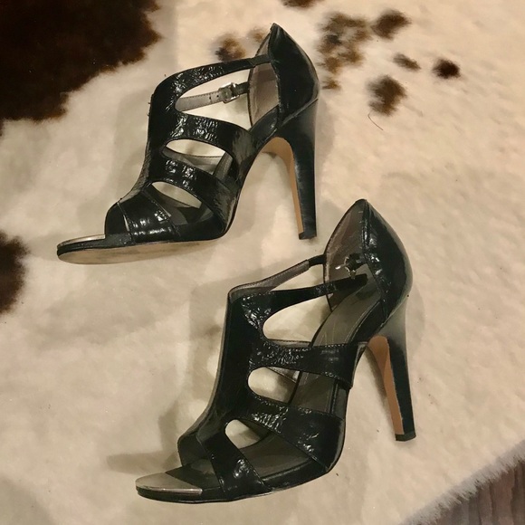 Tahari high heels - Picture 2 of 6